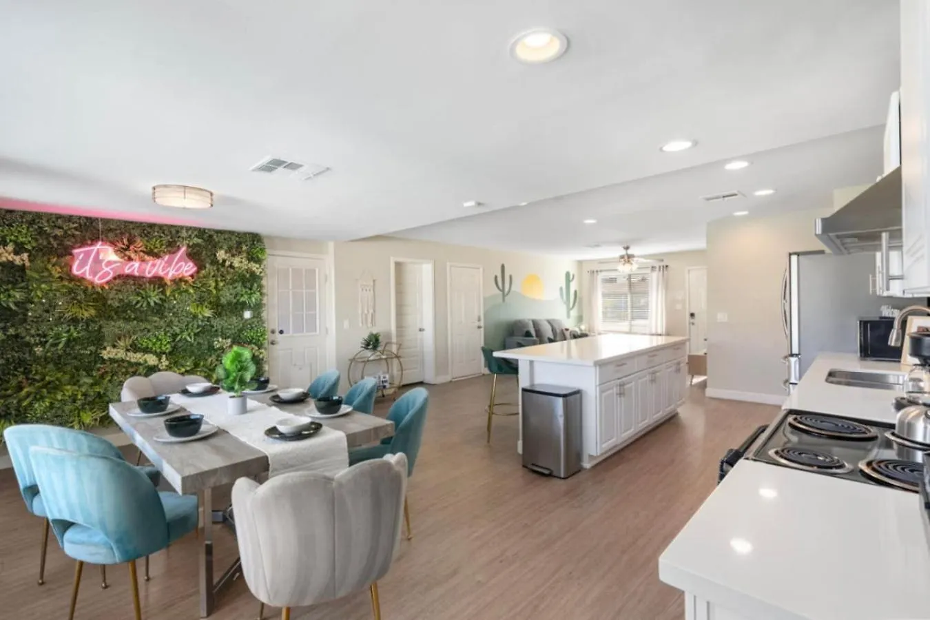 4Br Moon Valley Home With Pool - Room For 10 Phoenix